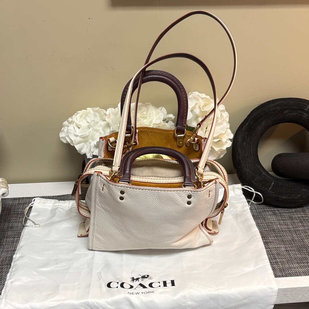 Coach Women's White and Brown Shoulder Bag